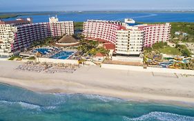 Crown Paradise Club Cancun All Inclusive Resort