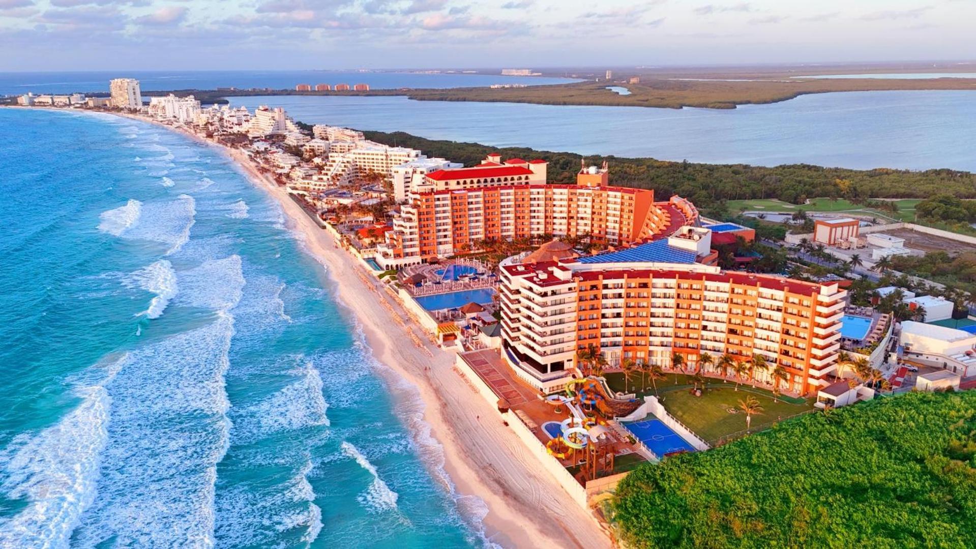 Crown Paradise Club Cancun Exterior photo Cancún