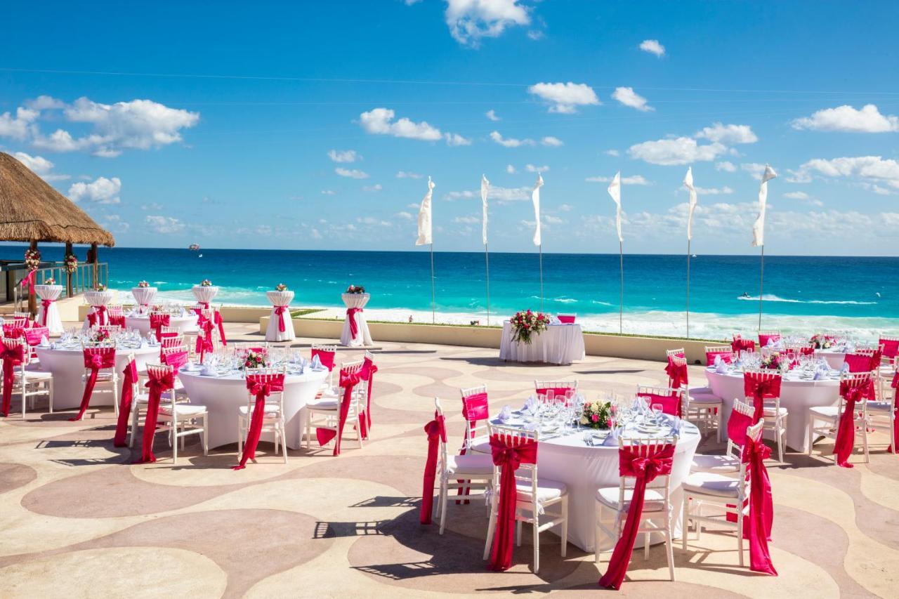 Crown Paradise Club Cancun Exterior photo Wedding reception at a beach resort